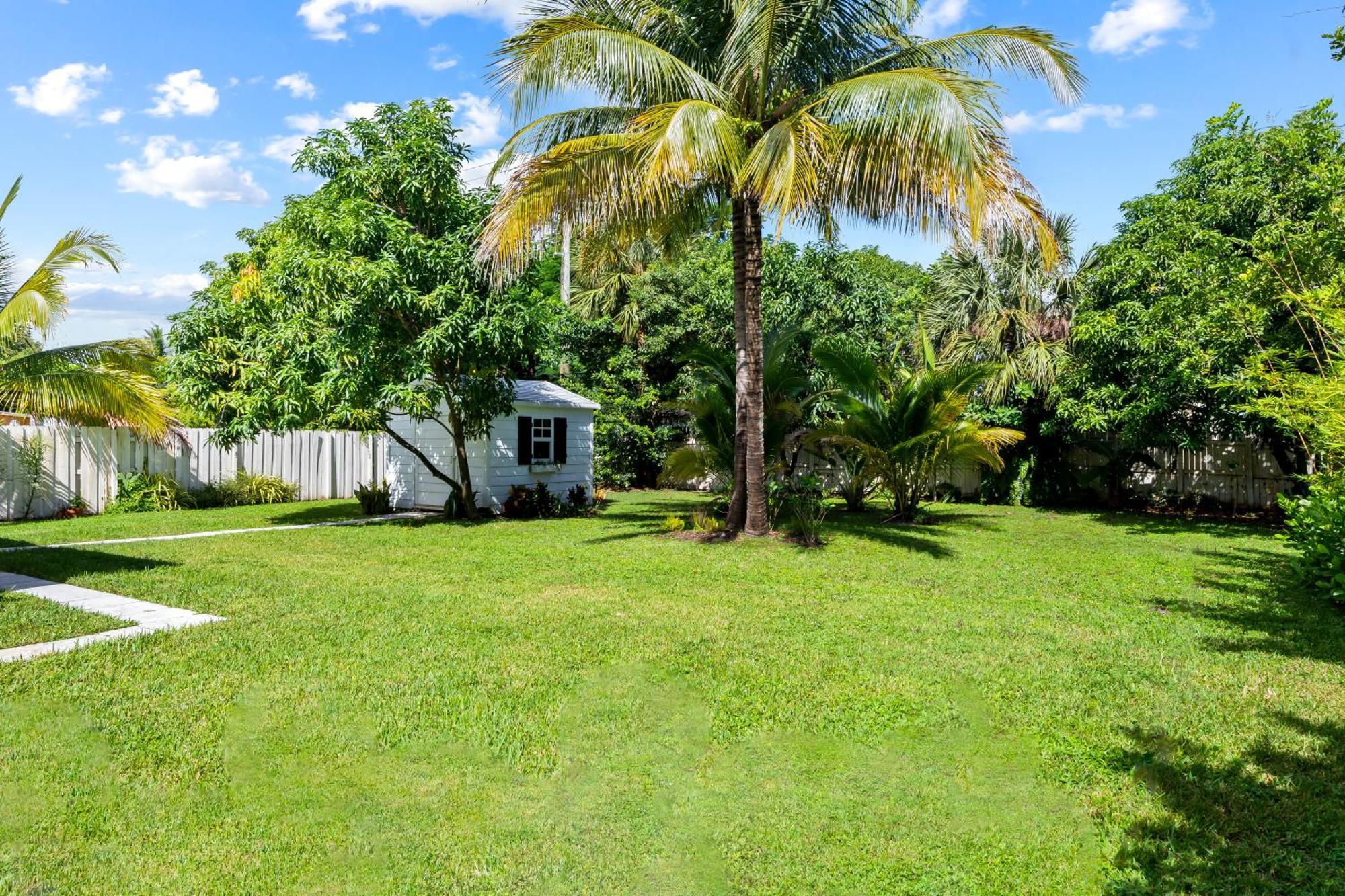 Modern Bungalow Near Wilton Drive I Pool Table フォート・ローダーデール エクステリア 写真